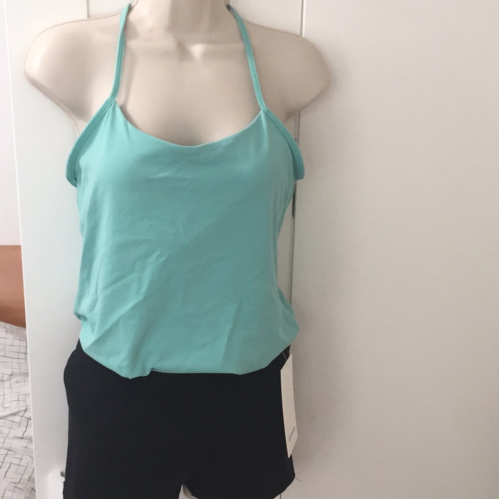 Lululemon power pose tank